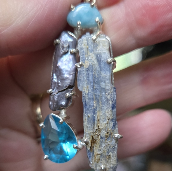 Larimar Blue Topaz Pearl & Kyanite sterling silver pendant - Picture 4 of 6